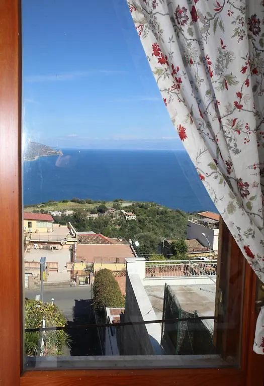 Taormina Wonderful View Apartment Italy
